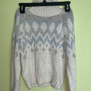 Women’s GB Turtleneck short sweater